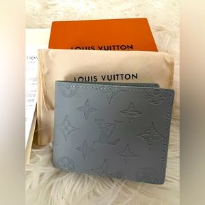 LV brand new wallet for men with box and dust bag